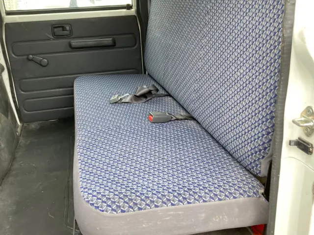 日産 アトラス 2RG-AHR88A(2WD)の写真17