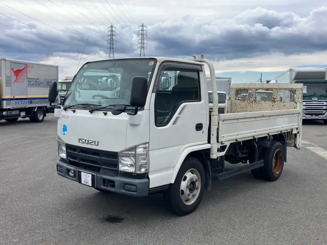 いすゞ エルフ BDG-NKR85R(2WD)の写真1