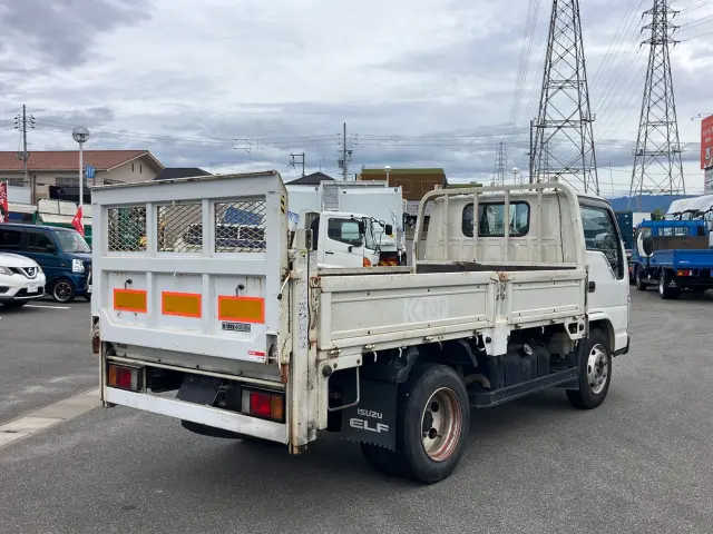 いすゞ エルフ BDG-NKR85R(2WD)の写真3