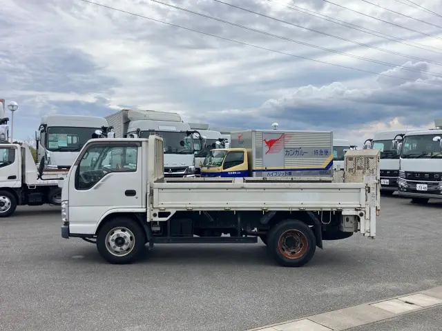 いすゞ エルフ BDG-NKR85R(2WD)の写真5