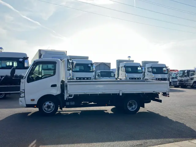 トヨタ ダイナ TKG-XZU775(4WD)の写真5