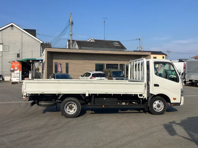 トヨタ ダイナ TKG-XZU775(4WD)の写真6