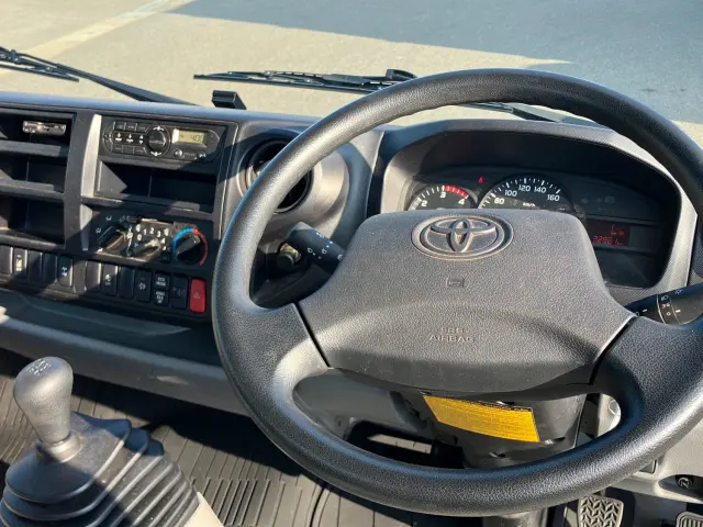 トヨタ ダイナ TKG-XZU775(4WD)の写真18