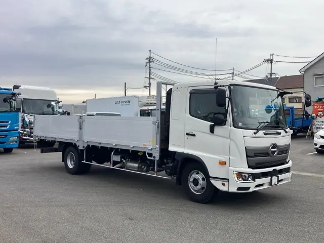 日野 レンジャー 2PG-FD2ABA(2WD)の写真2