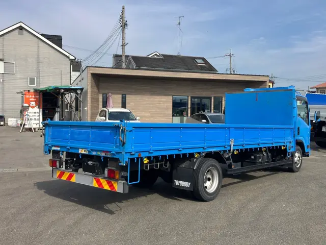 いすゞ エルフ TPG-NPR85YN(2WD)の写真3