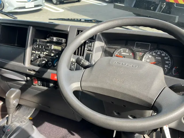 いすゞ エルフ TPG-NPR85YN(2WD)の写真18