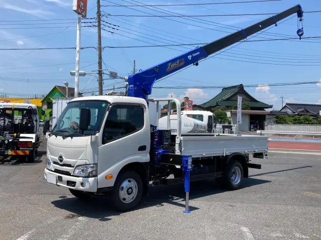 日野 デュトロ 2KG-XZU650M(2WD)の写真1
