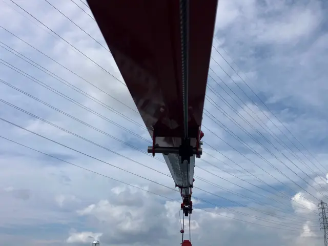 いすゞ エルフ 2RG-NPR88AR(2WD)の写真12