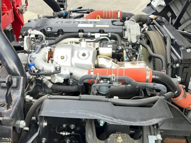 いすゞ エルフ 2RG-NPR88AR(2WD)の写真18