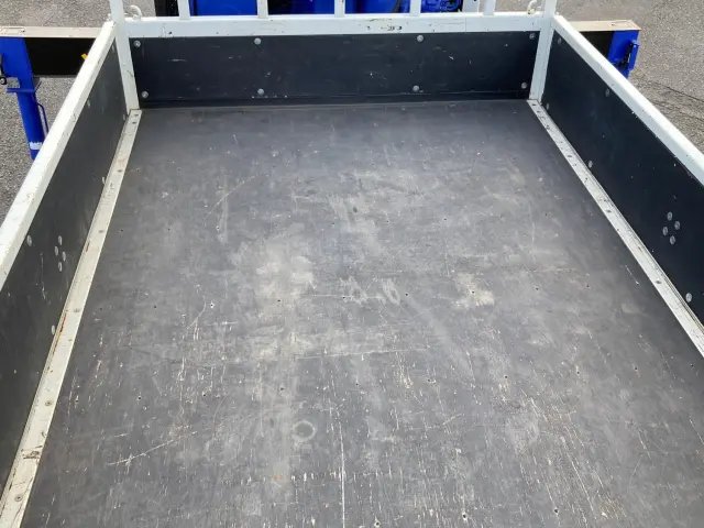 三菱 キャンター 2RG-FEAV0(2WD)の写真8