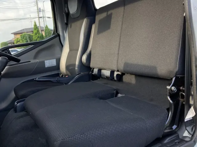 三菱 キャンター 2RG-FEAV0(2WD)の写真20