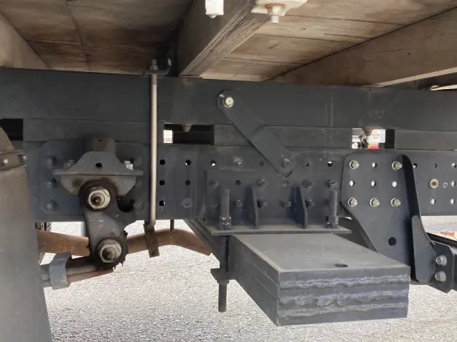 三菱 キャンター TPG-FEA50(2WD)の写真14