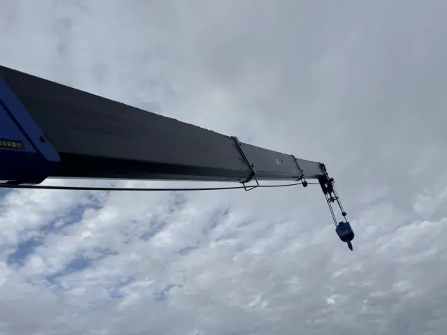 三菱 キャンター 2PG-FEB80(2WD)の写真13