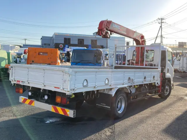 いすゞ フォワード 2RG-FRR90S2(2WD)の写真3