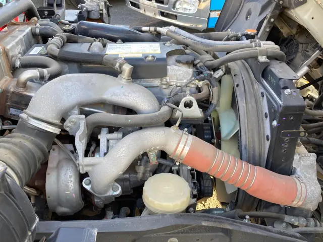 いすゞ フォワード 2RG-FRR90S2(2WD)の写真18