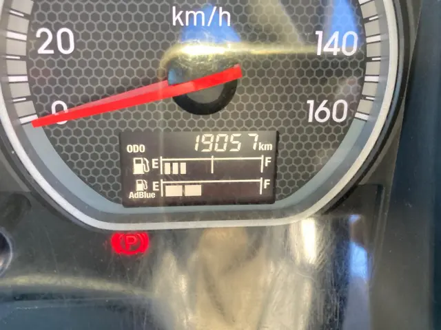 いすゞ フォワード 2RG-FRR90S2(2WD)の写真22