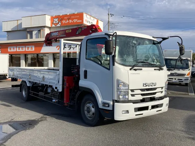 いすゞ フォワード 2PG-FRR90S1(2WD)の写真2