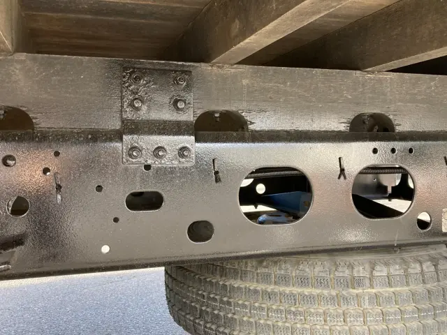 いすゞ フォワード 2PG-FRR90S1(2WD)の写真14