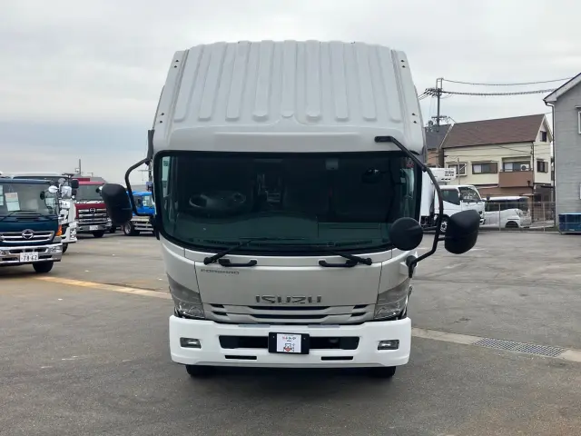 いすゞ フォワード 2RG-FRR90S2(2WD)の写真24