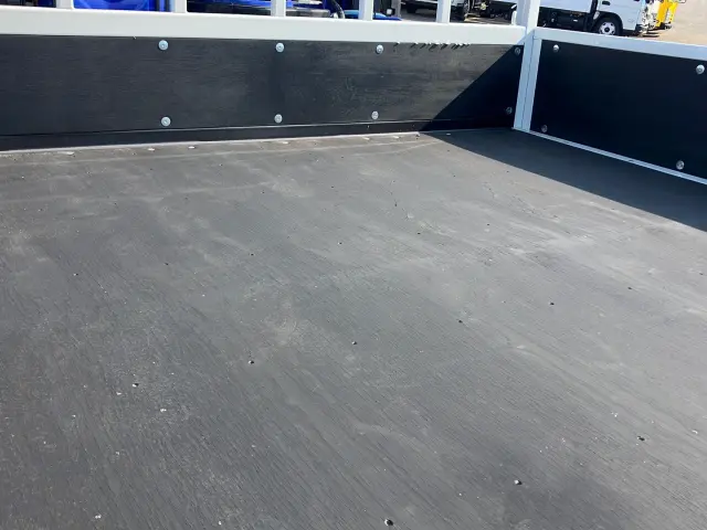 三菱 キャンター 2PG-FEB80(2WD)の写真8