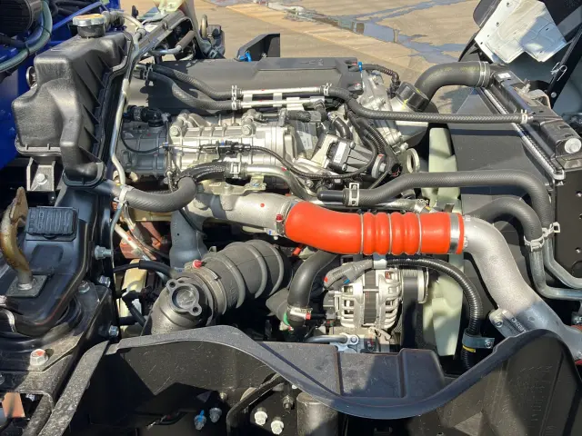 三菱 キャンター 2PG-FEB80(2WD)の写真18