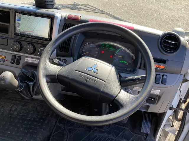 三菱 キャンター 2PG-FED90(2WD)の写真21