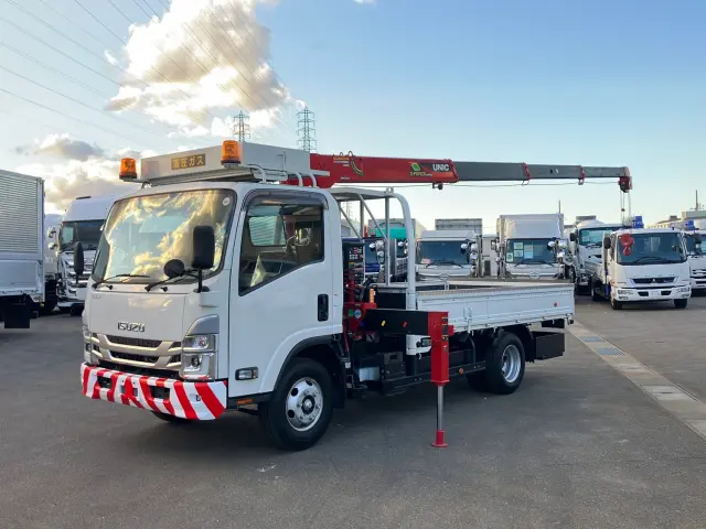 いすゞ エルフ 2RG-NPR88AR(2WD)の写真1