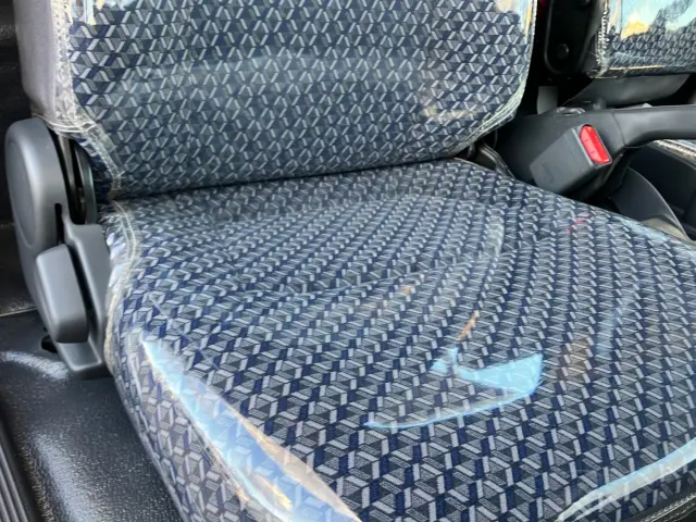 いすゞ エルフ 2RG-NPR88AR(2WD)の写真19