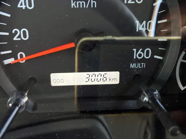 いすゞ エルフ 2RG-NPR88AR(2WD)の写真22