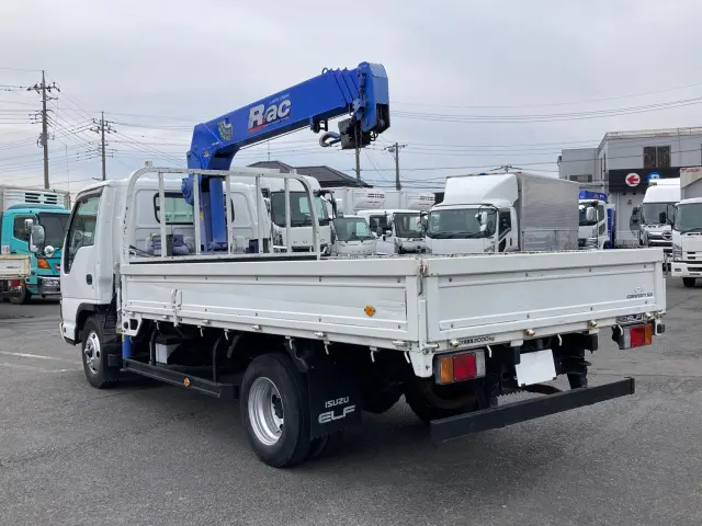 いすゞ エルフ PB-NPR81AR(2WD)の写真4