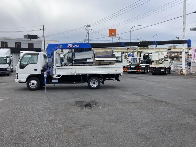 いすゞ エルフ PB-NPR81AR(2WD)の写真5