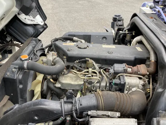 いすゞ エルフ PB-NPR81AR(2WD)の写真17