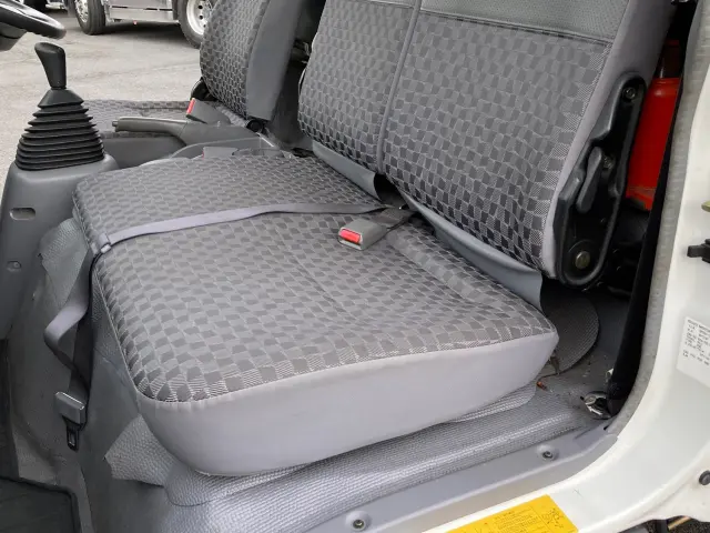 いすゞ エルフ PB-NPR81AR(2WD)の写真20