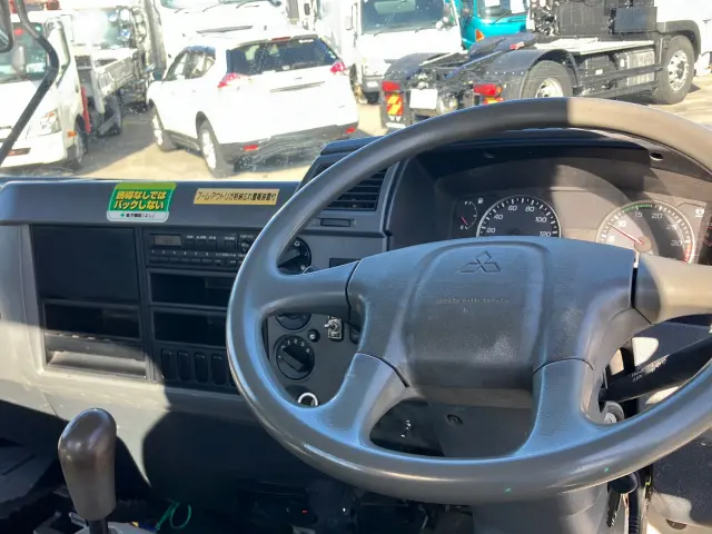 三菱 ファイター PA-FK71D(2WD)の写真21