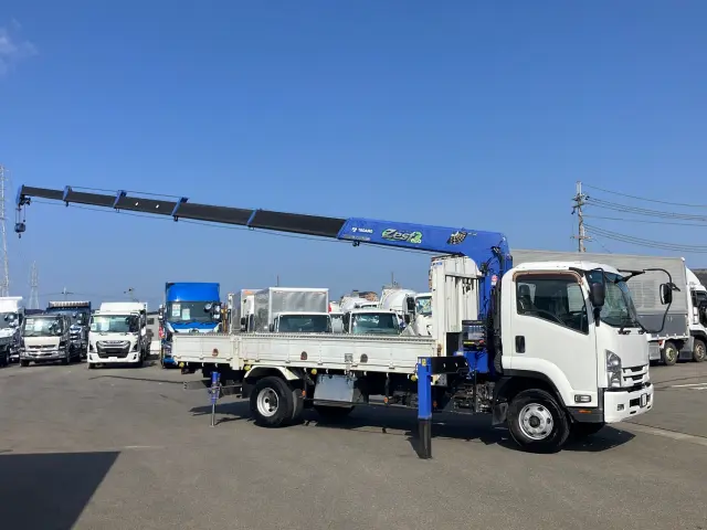 いすゞ フォワード TKG-FRR90S2(2WD)の写真6