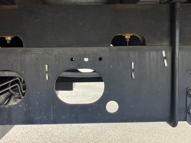 いすゞ フォワード TKG-FRR90S2(2WD)の写真14