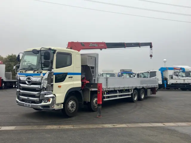 日野 プロフィア 2DG-FW1EHG(8x4)の写真1