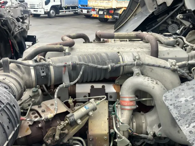 日野 プロフィア 2DG-FW1EHG(8x4)の写真18