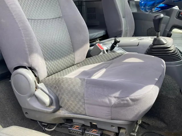 いすゞ フォワード LPG-FTR90S2(2WD)の写真19