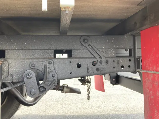 いすゞ エルフ 2RG-NMR88AR(2WD)の写真14