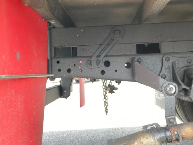 いすゞ エルフ 2RG-NMR88AR(2WD)の写真15