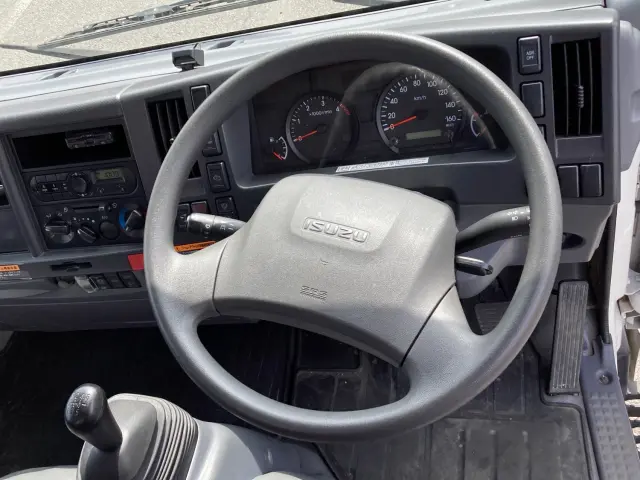 いすゞ エルフ 2RG-NMR88AR(2WD)の写真21