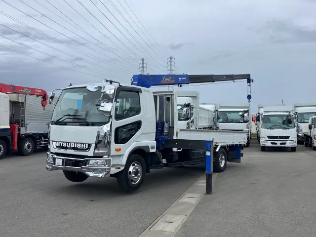 三菱 ファイター 2KG-FK62F(2WD)の写真1