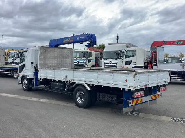 三菱 ファイター 2KG-FK62F(2WD)の写真4