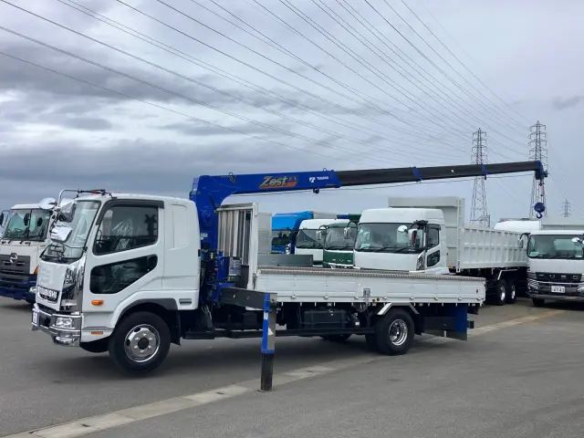 三菱 ファイター 2KG-FK62F(2WD)の写真5