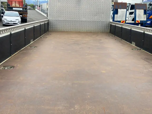 三菱 ファイター 2KG-FK62F(2WD)の写真7