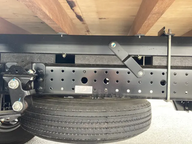 三菱 キャンター 2PG-FEB90(2WD)の写真14