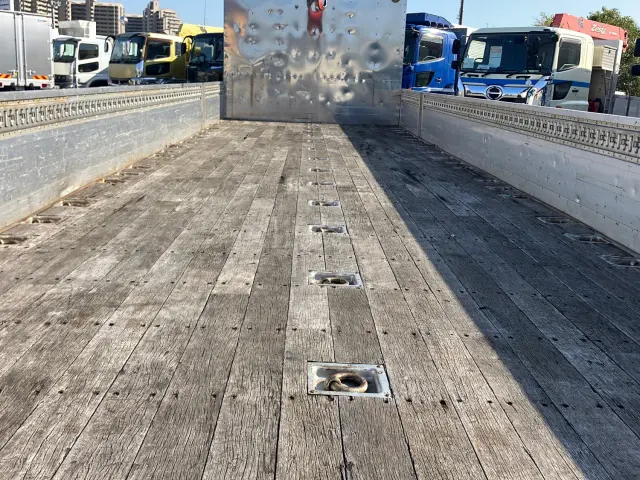 日野 プロフィア LKG-FW1EXBG(8x4)の写真7