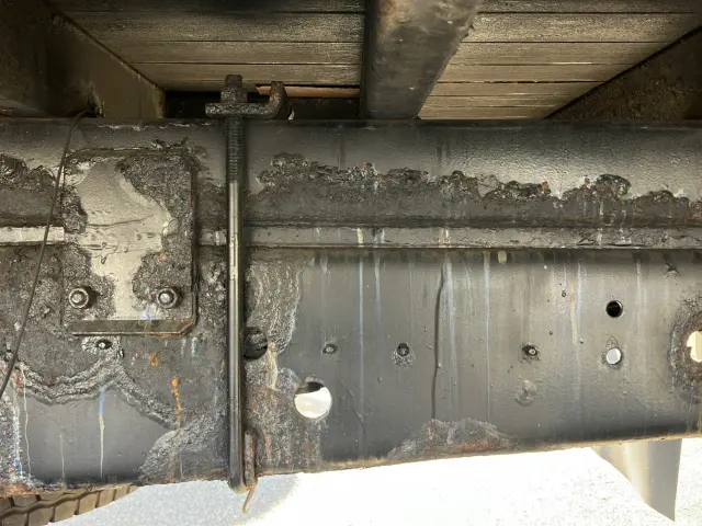 日野 プロフィア LKG-FW1EXBG(8x4)の写真14