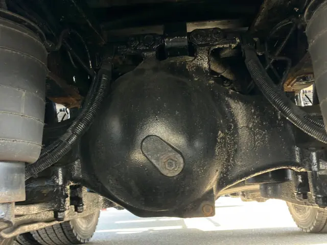 日野 プロフィア LKG-FW1EXBG(8x4)の写真16